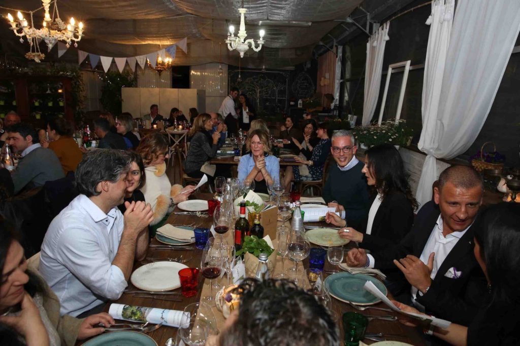 Raccontiamo la V^ TuscanyPeople Supper Club la cena segreta 100% made in Tuscany organizzata dal nostro Web Magazine di Tuscan LifeStyle a Serra La Quercia - venerdì 21 Aprile 2017